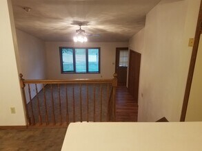 2220 Skylark Dr in Appleton, WI - Building Photo - Building Photo