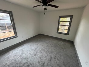 754 Raymond Rd in Jackson, MS - Building Photo - Building Photo