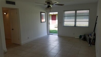 2734 Fillmore St, Unit 3-E in Hollywood, FL - Building Photo - Building Photo