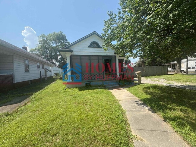 803 Taylor Ave in Evansville, IN - Building Photo - Building Photo