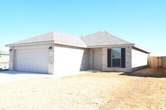 13303 Vernon Ave in Lubbock, TX - Building Photo - Building Photo