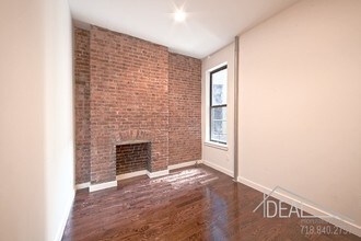 354 Myrtle Ave-Unit -4 in Brooklyn, NY - Building Photo - Building Photo
