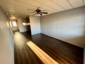 202 Lobo Loop in Laredo, TX - Building Photo - Building Photo