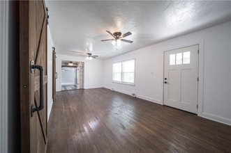 312 Main St in Stilwell, KS - Building Photo - Building Photo