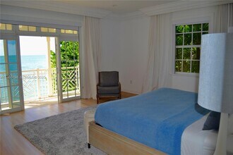 710 S Mashta Dr in Key Biscayne, FL - Building Photo - Building Photo