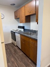 14421 8th Ave SW in Burien, WA - Building Photo - Building Photo