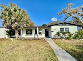 1101 46th St N in St. Petersburg, FL - Building Photo