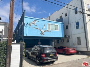 36 Brooks Ave in Los Angeles, CA - Building Photo - Building Photo