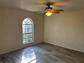 2617 Ashglen Dr in Garland, TX - Building Photo - Building Photo