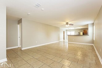 6026 Plumbago Pl-Unit -284 in San Antonio, TX - Building Photo - Building Photo