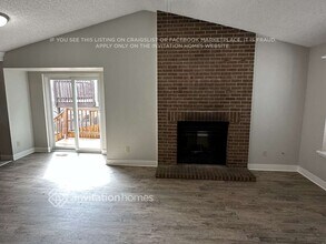 4554 S Richfield St in Aurora, CO - Foto de edificio - Building Photo