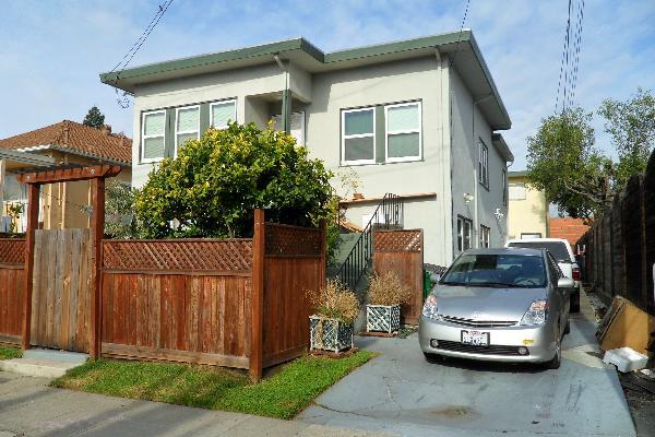 960 61st St in Oakland, CA - Foto de edificio - Building Photo