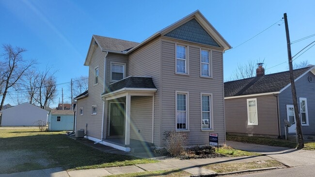 property at 116 S Van Lear St