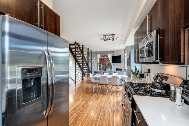 1308 E Marion St in Seattle, WA - Building Photo - Building Photo