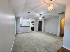 1809 Rodeo Dr in Anna, TX - Foto de edificio - Building Photo