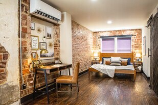 144 E 21st St, Unit 2 in Tulsa, OK - Building Photo