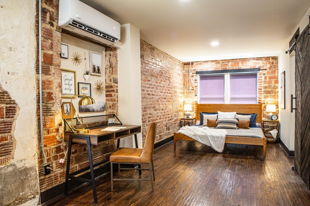 144 E 21st St, Unit 2 in Tulsa, OK - Building Photo