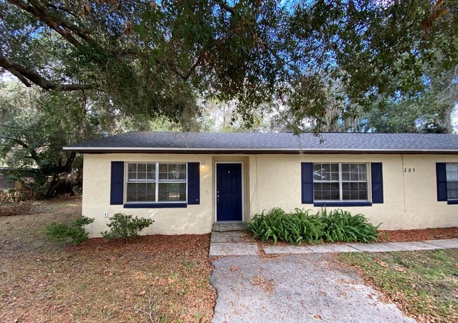 property at 501 N Hawley St