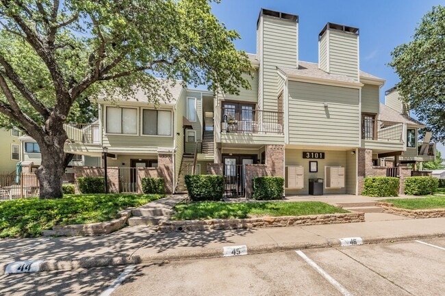 property at 3101 Sondra Dr