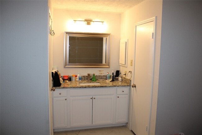 property at 819 Walbrook Dr