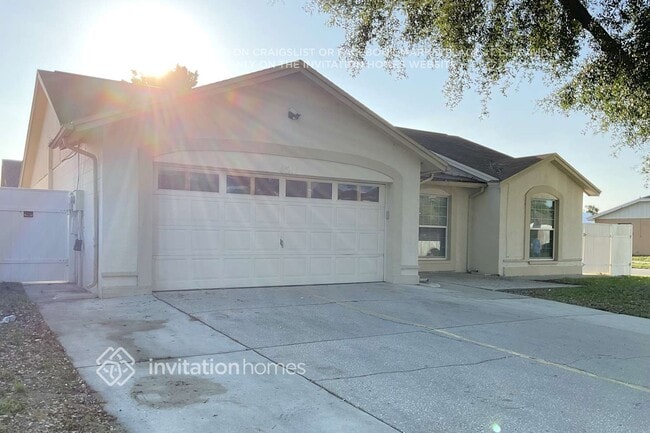 property at 9511 Drakemill Ct