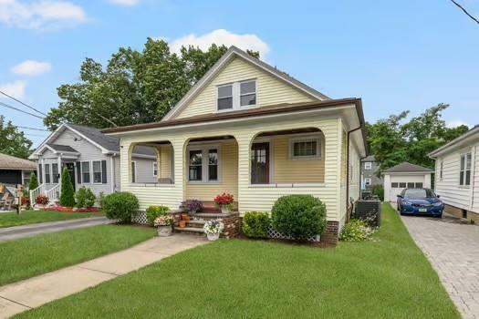 property at 76 Myrtle Ave