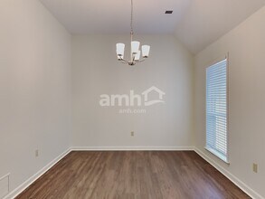 4343 Shiney Point Cv in Southaven, MS - Foto de edificio - Building Photo