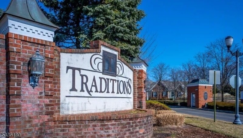 1105 Joseph Ct in South Plainfield, NJ - Building Photo