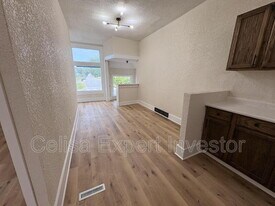 2604 Sherman Blvd in Fort Wayne, IN - Building Photo