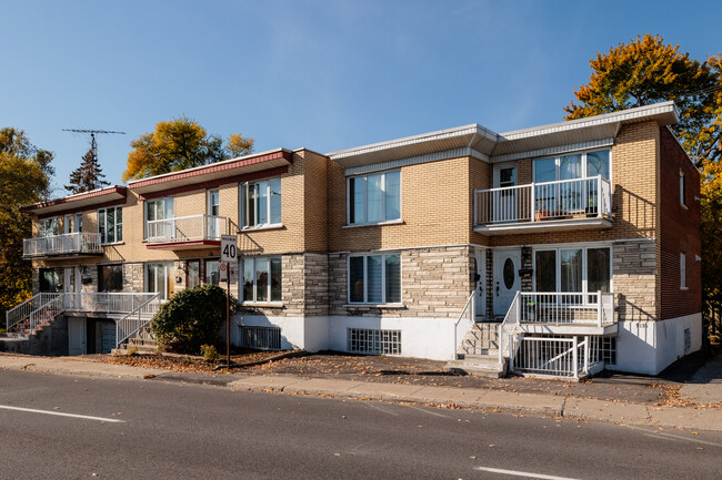 5615 De La Vérendrye Boul in Montréal, QC - Building Photo - Building Photo