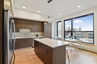 740 Portland Ave in Minneapolis, MN - Building Photo - Building Photo