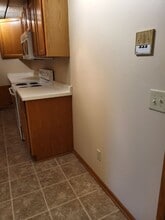 1831 Parmenter St, Unit 6 in Middleton, WI - Building Photo - Building Photo