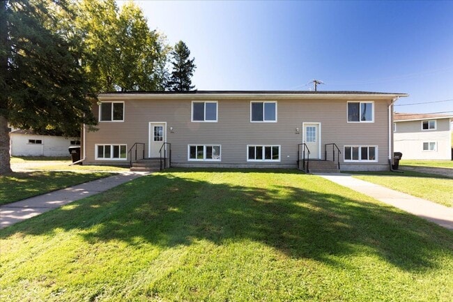 property at 114 17th Ave E