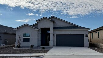 138 Monteine Trl in Santa Teresa, NM - Building Photo