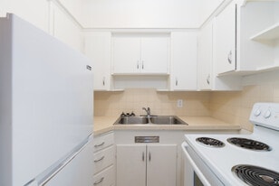 Alcliff Apartments in Spokane, WA - Building Photo