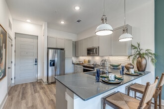 The Briarly in Houston, TX - Foto de edificio - Building Photo