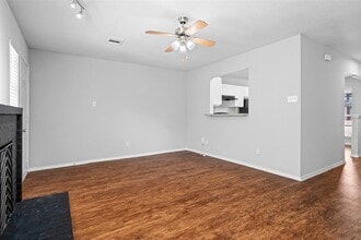 1806 River Crossing Cir in Austin, TX - Building Photo - Building Photo