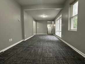 761 Englewood Ave in St. Paul, MN - Building Photo - Building Photo