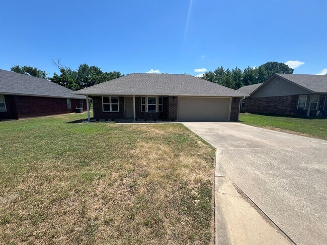 210 N 44th St in Van Buren, AR - Building Photo - Building Photo