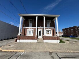 1317 Main St in Anderson, IN - Building Photo