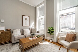 1927 Spring Garden St in Philadelphia, PA - Building Photo - Building Photo