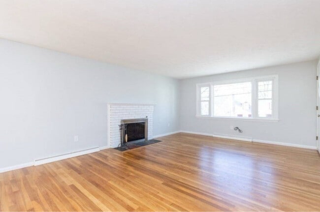 property at 548 Poplar St