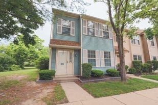 124 Brent Ct in West Deptford, NJ - Building Photo