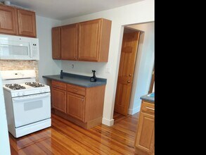4 Gordon St in Quincy, MA - Building Photo - Building Photo