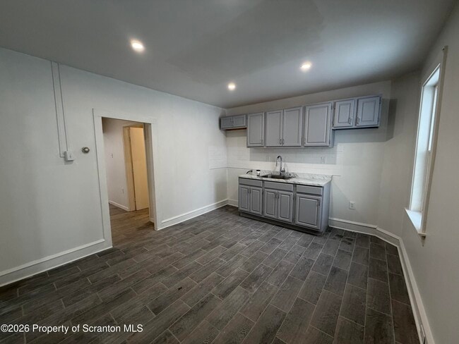 101 Clarkson Ave in Jessup, PA - Building Photo - Building Photo