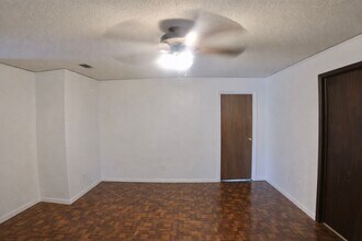 2504 Lake Rd in Killeen, TX - Building Photo - Building Photo