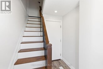 71 Wellington St in Bowmanville, ON - Building Photo - Building Photo