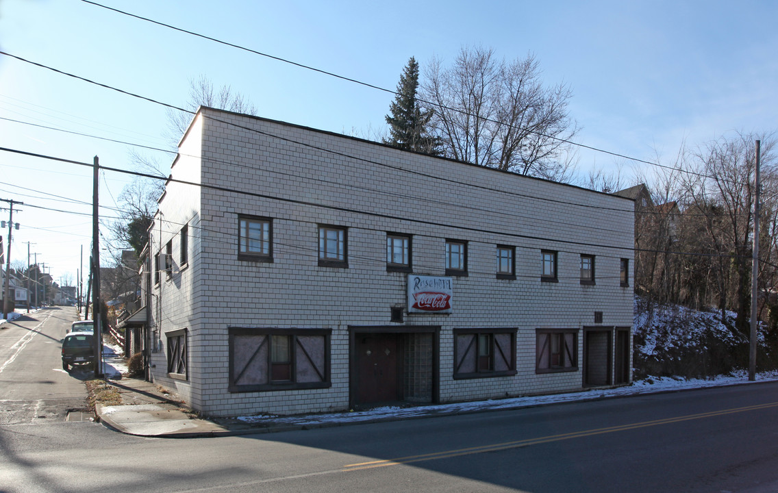 Rose Hotel in Clairton, PA - Building Photo