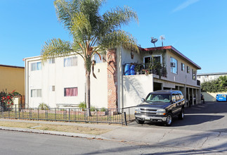 12571 Morningside Ave in Garden Grove, CA - Building Photo - Building Photo