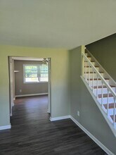 17 Old Farms Ln in New Milford, CT - Building Photo - Building Photo